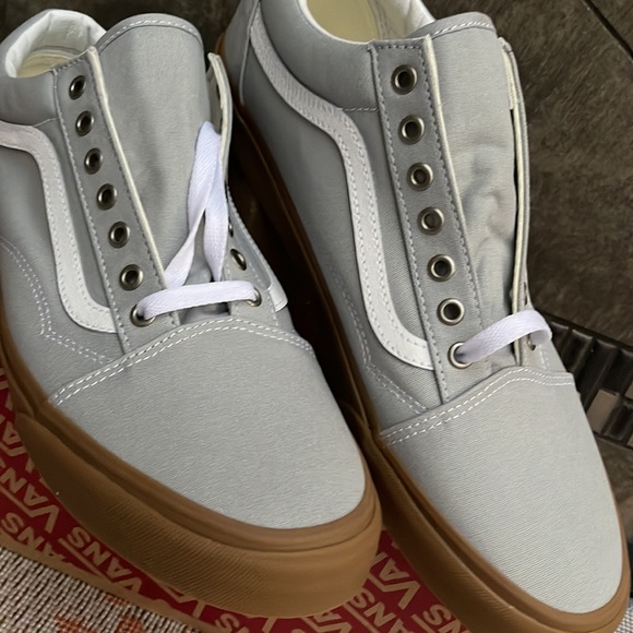 Vans WMNS Old Skool
(Gum) High Rise/True Wht
VN0A3WKT3ZC Sneakers - Picture 9 of 16